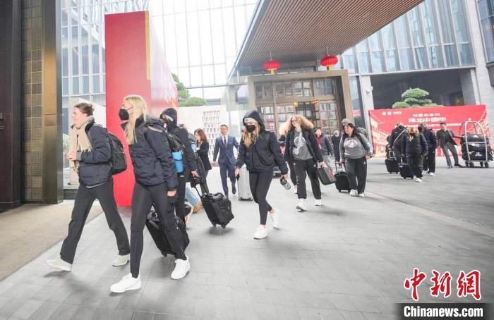 无畏金兰坐镇西安主场，志在巴黎：直击法国、