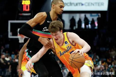 明日三场焦点战前瞻：黄蜂迎战马刺 掘金湖人巅