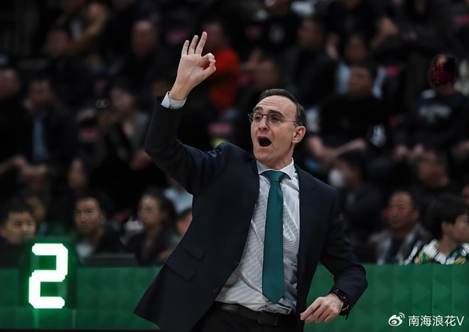 李晓旭爆发助辽宁逆转山西 35岁老将成关键先生