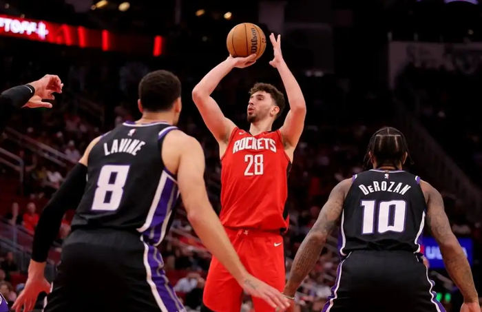 火箭客场挑战公牛 申京格林双核引领西部第四冲