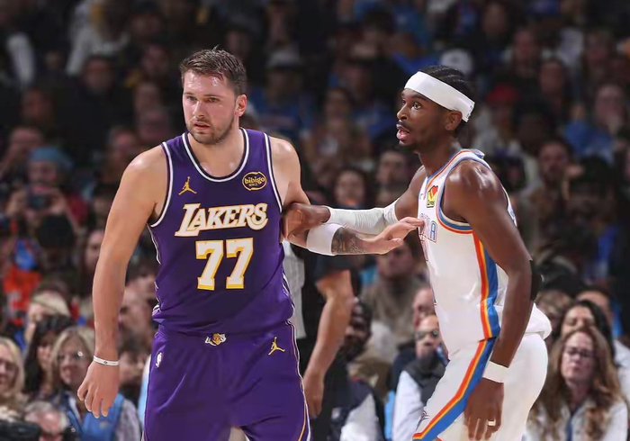 文班亚马两场40+难掩马刺落后雷霆两胜